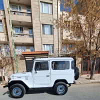 تویوتا لندکروز2fکالسکهfj40