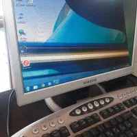 شغل دفتری خانم ‌پاره یا تمام وقت