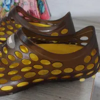 کفش بچه گانه