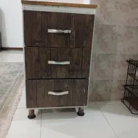 کابینت سه کشویی