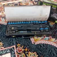 یک‌عددجعبه‌بکس‌۲۴پارچه‌فشارقوی‌مشکی‌کروماوانادیوم