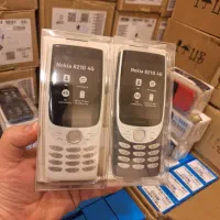 نوکیا 8210