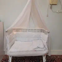 تخت و گهواره بیبی تچ|تخت و صندلی بچه|قم, دورشهر|دیوار