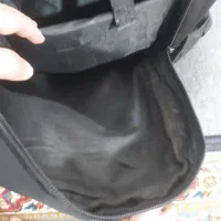 کوله مدرسه|کیف، کفش، کمربند|رشت, شالکو|دیوار