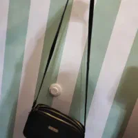 کیف مشکی|کیف، کفش، کمربند|رشت, منظریه|دیوار