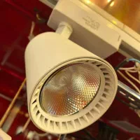 انواع چراغ ریلی/اسپات/متمرکز/چراغ خطی|لامپ و چراغ|شیراز, وصال|دیوار