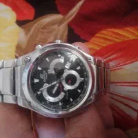 کاسیو ادیفایس اصل اورجینال ef525درحدزیر قیمت بازار