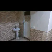 منزل مسکونی ومغازه یاانباری همکف بر خ|فروش زمین و ملک کلنگی|قم, اسمعیل آباد|دیوار