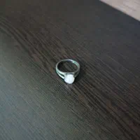 انگشتر نقره با سنگ یاقوت صورتی