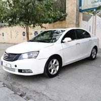 جیلی امگرند7مدل2013 سالم ومرتب