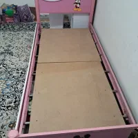 تخت دخترانه با تشک .دره شهر
