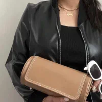 کیف استوانه ای|کیف، کفش، کمربند|کاشمر, |دیوار