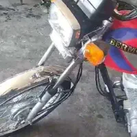 فروش یک دستگاه موتور سیکلت هوندا برمودا۱۲۵