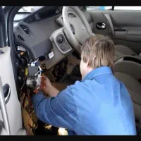 شاگرد ماهر ویا نیمه ماهر