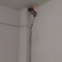 دو عدد  دوربین مدار بسته همراه با دستگاه ش