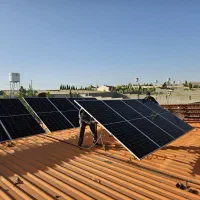 برق خورشیدی الکترولند  دفاتر شیراز، تهران و عمان