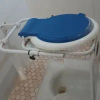 توالت فرنگی تمیز دیواری تاشو