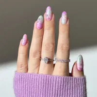 آموزش و کاشت ناخن، و کوتاهی مو، مژه با تخفیف ویژه|خدمات آرایشگری و زیبایی|خرمآباد, |دیوار