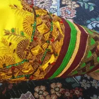 پایه شلوار گلابتونی|لباس|قشم, |دیوار