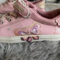 کفش دخترانه مجلسی|کفش و لباس بچه|رشت, کاکتوس|دیوار