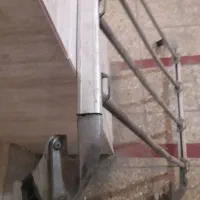 یک عددباربند ماشین،یک دستگاهDVDسالم  ویک عددآکبند