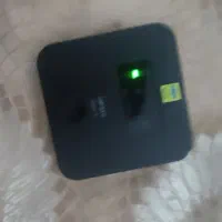 مودم جیبی  ایرانسل و دوتا گوشی اوراقی