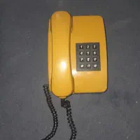 تلفن قدیمی کلکسیونی