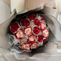 دسته گل رز ربانی قرمز و آبی|گل مصنوعی|تهران, زعفرانیه|دیوار