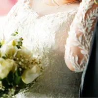 لباس عروس|لباس|رشت, باهنر|دیوار