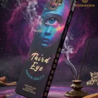 فروش شمع و عود و اسماج دست‌ساز