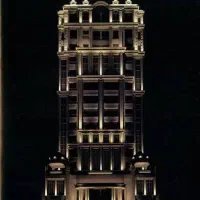 آپارتمان-250-متری-دو-سالنه-نور-و-لوکیشن-خاص