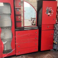 کمد بچه با آیینه و دراور