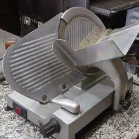 دستگاه کالباس بر محک