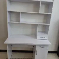 میز تحریر باکتابخانه