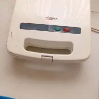 ساندویچ ساز تمیز سالم