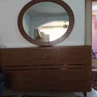 کنسول و آینه در حد نو
