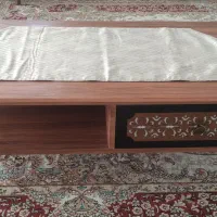 میز جلو مبلی تک ، تمیز و سالم