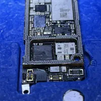 تعمیرات فوق تخصصی موبایل اندروید و آیفون