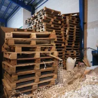 پالت چوبی، هیزم، زیر بار