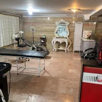 فروش تمامی وسایل سالن آرایشگری