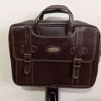 کیف اداری و لپ تاپ