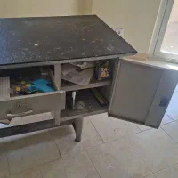 میز تحریر فلزی
