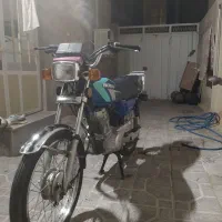 موتور سیکلت ۱۲۵