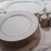 بشقاب و دیس و نمکدان