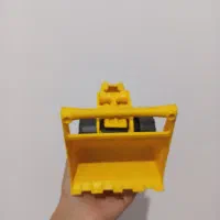 توپ|اسباب‌بازی بچه|شیراز, میانرود|دیوار