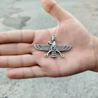 گردنبند استیل رنگ ثابت هخامنشیان طرح فروهر|بدلیجات|ارومیه, |دیوار