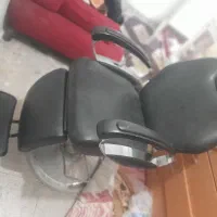 صندلی اریشگری در حد نو|آرایشگاه و سالنهای زیبایی|فولادشهر, A3|دیوار