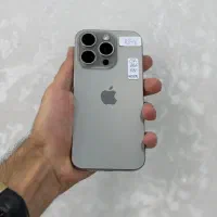 متشخص با وقار و سر سنگین/ 15 پرو