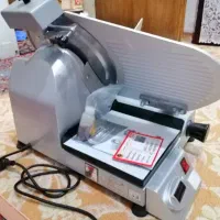 کالباس بر محک ترازو دار نو|فروشگاه و مغازه|مرودشت, مسجد رسول‎|دیوار