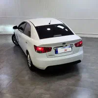 سراتو مدل ۹۵ موتور ۲۰۰۰ در حد صفر